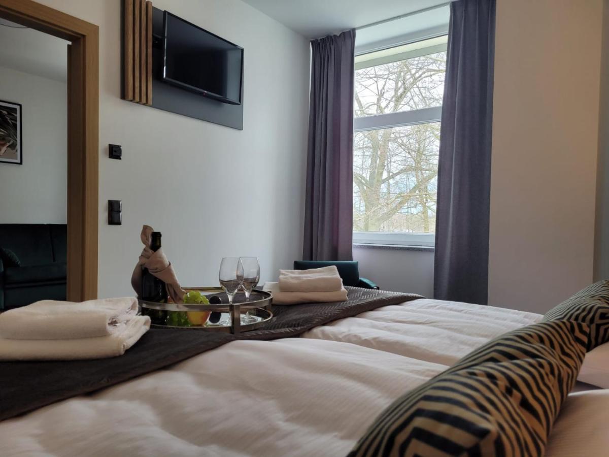 Good Sleep Bed and Breakfast Kolonowskie Eksteriør billede